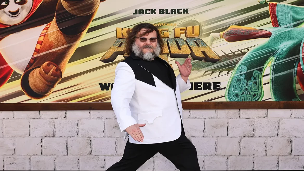 La increíble versión de Baby One More Time de Jack Black
