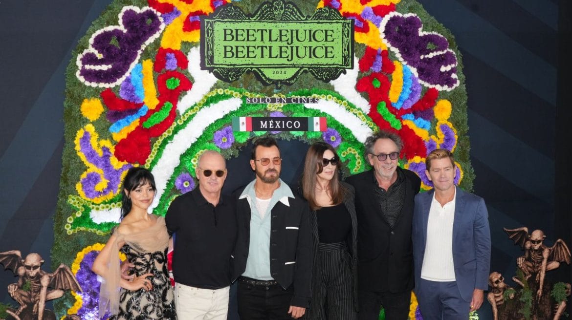 Tim Burton y el Elenco de ‘Beetlejuice 2’ Deslumbran en México