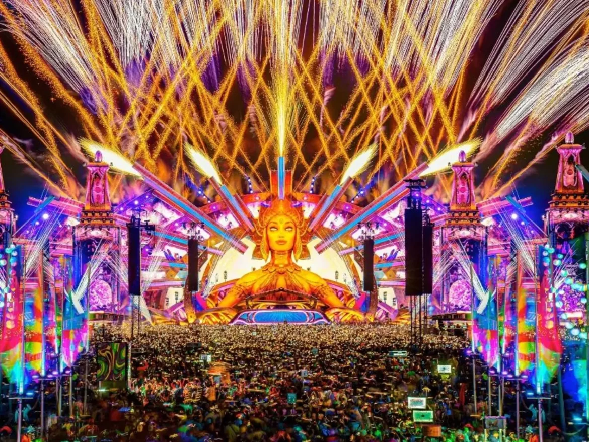 EDC México 2025 - Encabezando Garrix y Tiesto