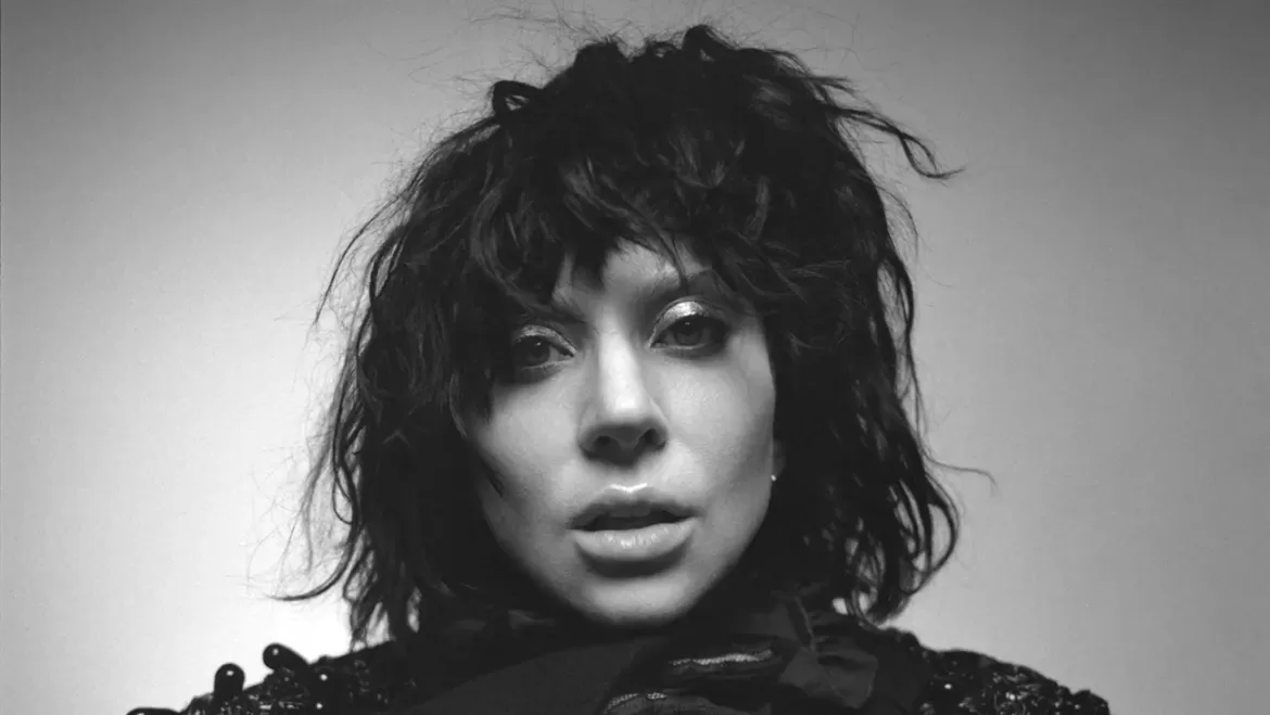 Lady Gaga regresa a sus raíces musicales con el anuncio de su nuevo álbum, Mayhem