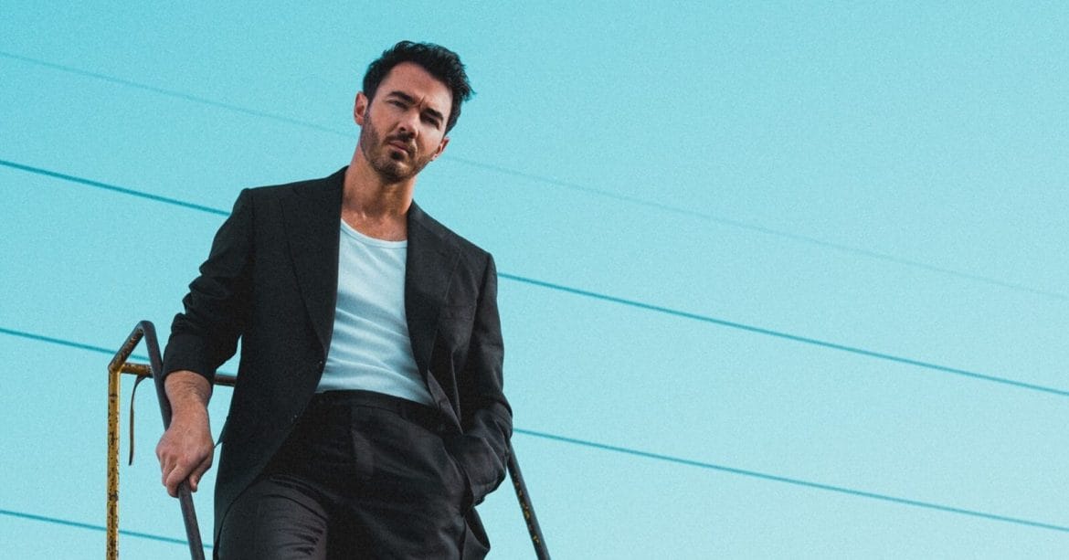 Kevin Jonas inicia su primera aventura como solista: así suena “Changing”