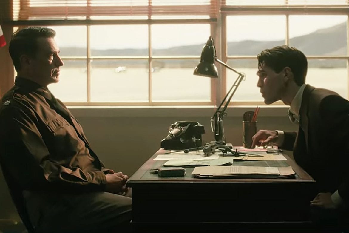 KJ Apa se transforma en leyenda: así luce como Jimmy Stewart en su nueva película biográfica