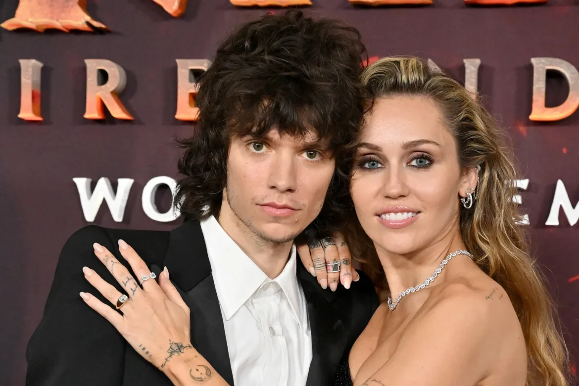 Miley Cyrus y Maxx Morando se comprometieron: así empezó su historia de amor