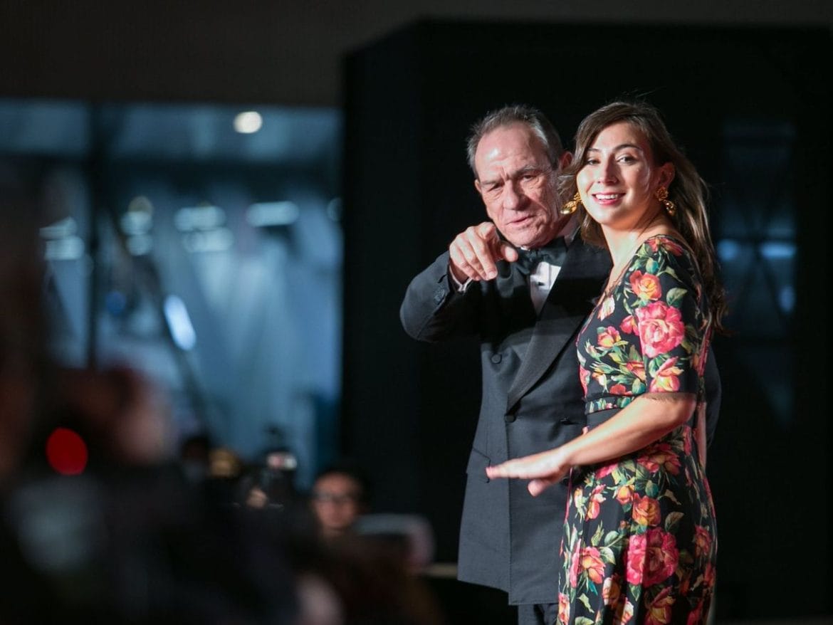 Fallece Victoria Jones, hija del actor Tommy Lee Jones, en un exclusivo hotel de California