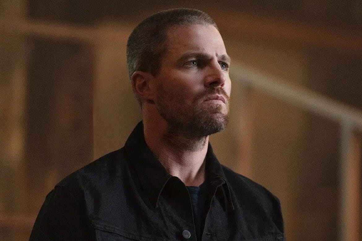 Stephen Amell protagonizará el reboot de “Baywatch” en Fox para la temporada 2026-2027