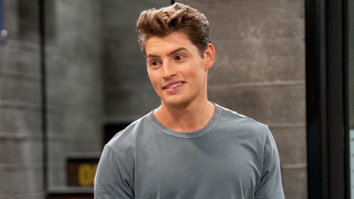 Gregg Sulkin regresa como Mason en el final de “Wizards Beyond Waverly Place”