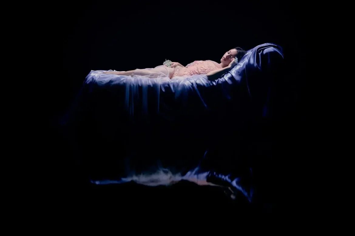 Danna revela “Lucid Dreams”, su álbum más experimental: fecha de estreno, concepto y tracklist