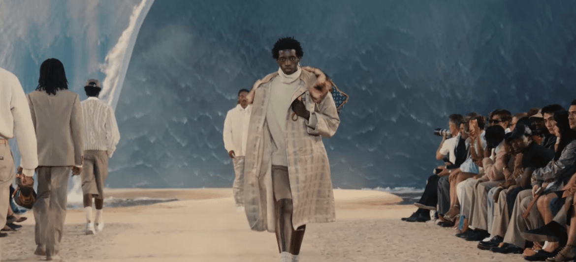 Louis Vuitton transforma París en una playa gigante para presentar su colección Primavera-Verano 2027